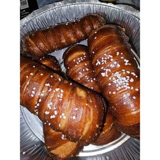 Bavarian Pretzels (40)